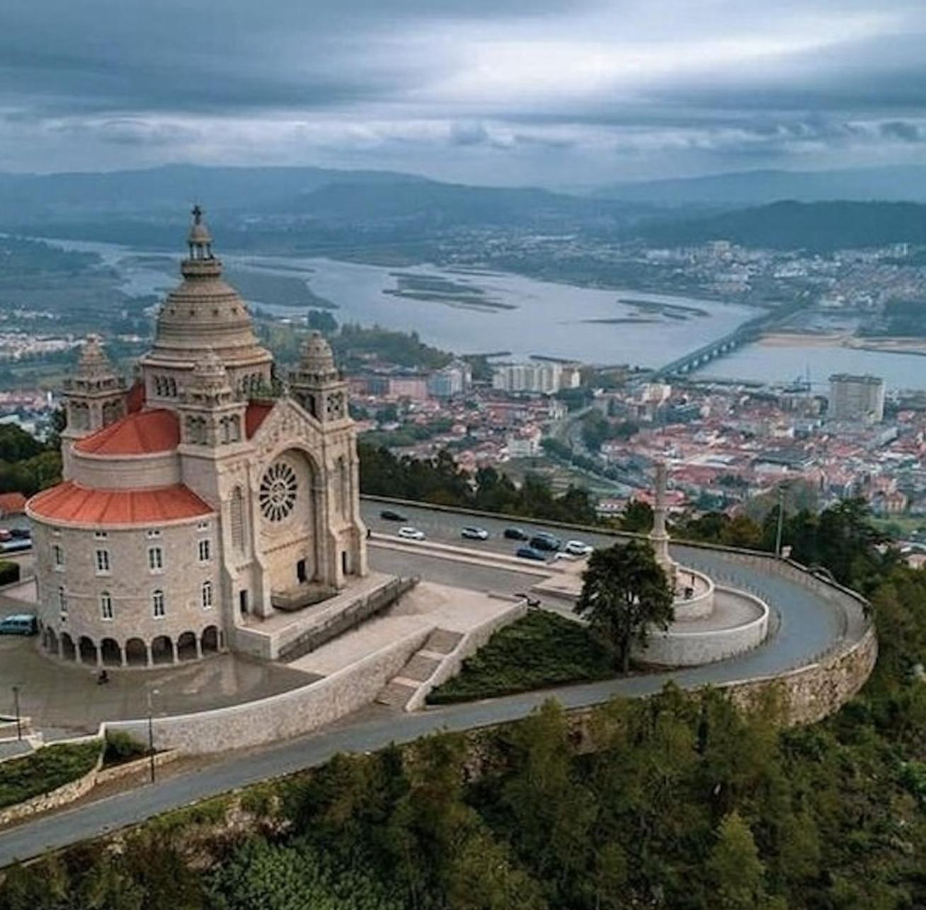 Casa Do Azevinho - Grupo Casas Vale Do Lima Villa ปอนเตเดอลิมา ภายนอก รูปภาพ